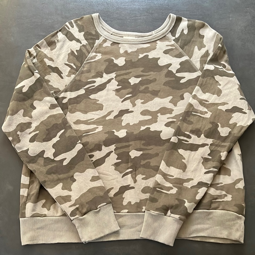 Women’s long sleeve